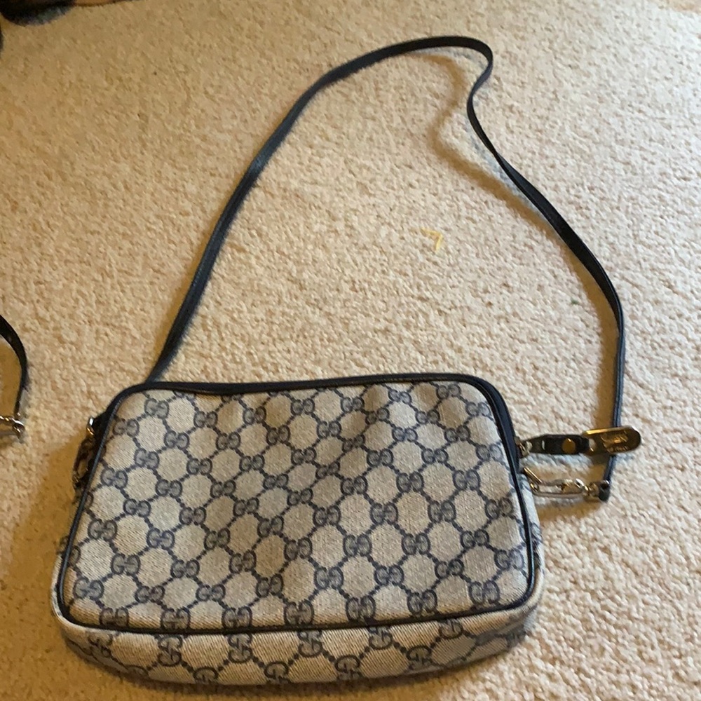 Gucci shoulder bag